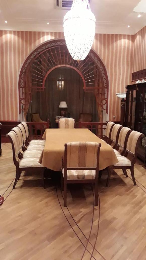 Villa Petrolea Hotel Баку Экстерьер фото