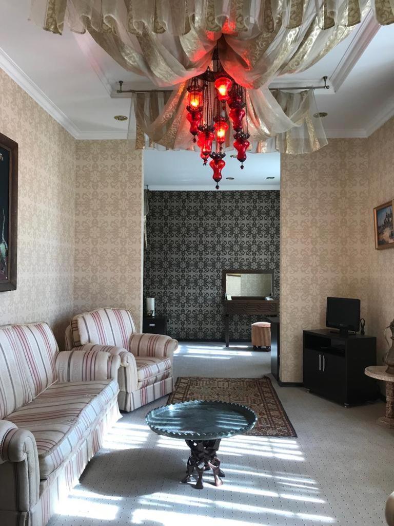 Villa Petrolea Hotel Баку Экстерьер фото